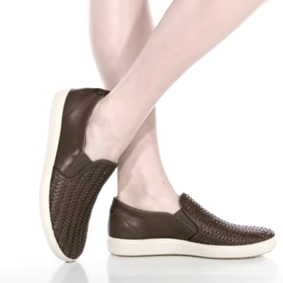 Ecco Shoes - Ecco $175 soft Black woven Cow Leather cushioned slip-on loafers shoes